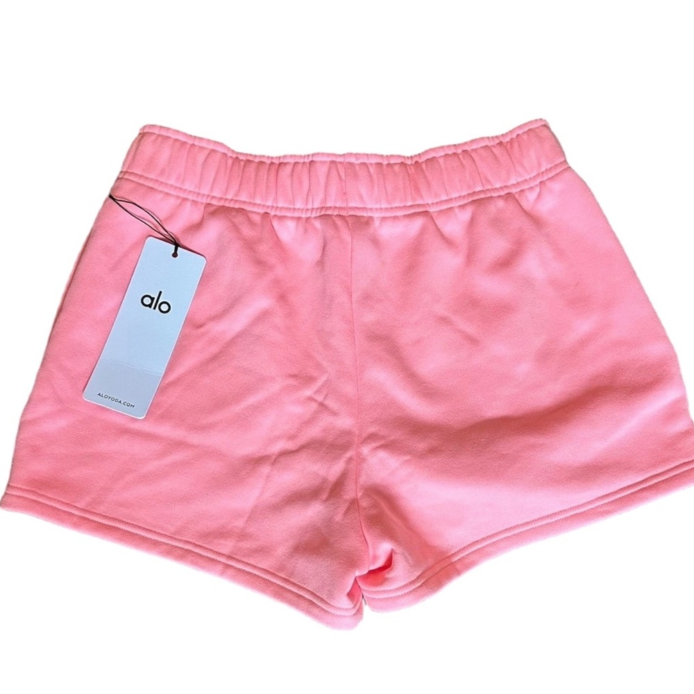 LAST ONE SAME DAY SHIP NWT AUTHENTIC ALO YOGA Neon Bubblegum Pink ACCOLADE SHORT - Picture 7 of 9
